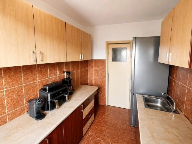 Apartament 3 camere - Podu Ros