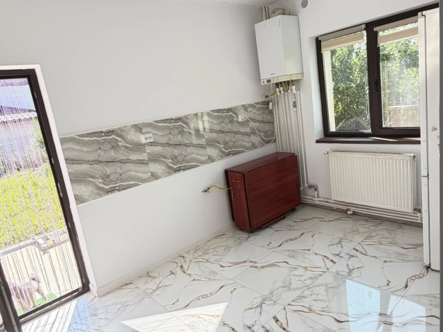 Apartament 4 camere - Popas Pacurari