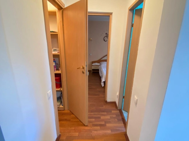 Apartament 3 camere - Podu Ros