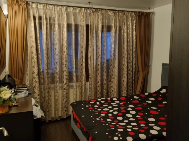 Apartament 3 camere - Podu Ros