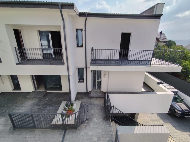 Apartament 3 camere - Popas Pacurari