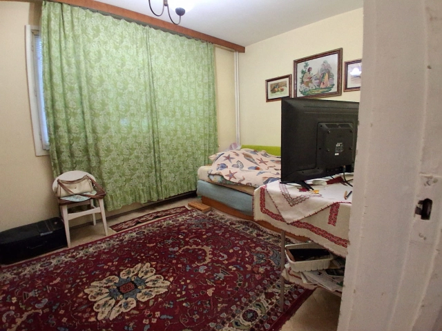 Apartament 3 camere - Podu Ros