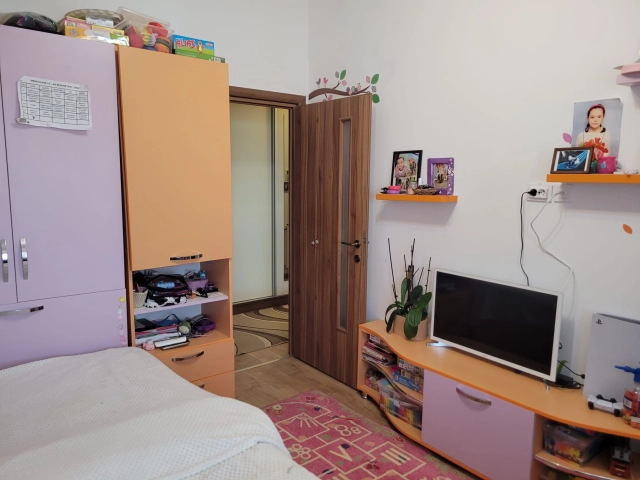 Apartament 3 camere - Pacurari