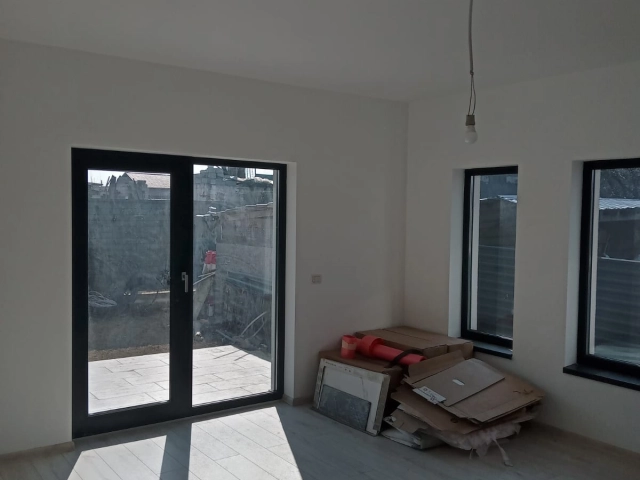 Apartament 4 camere - Vorovesti