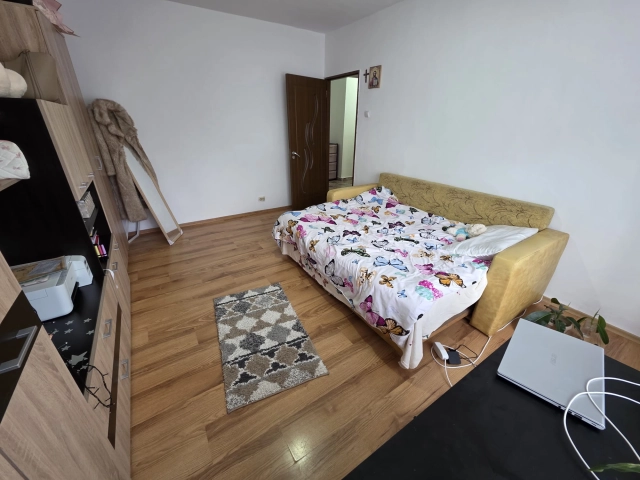 Apartament 3 camere - Dacia