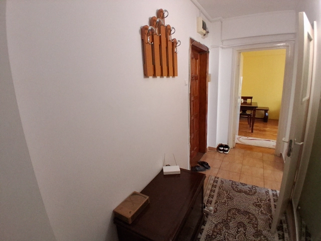 Apartament 3 camere - Centru Civic