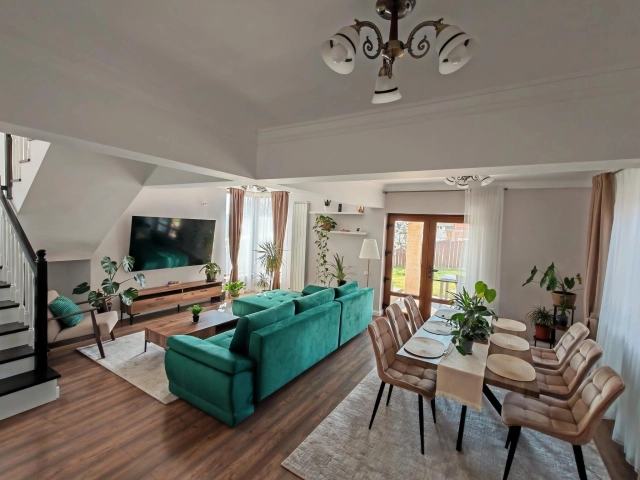 Apartament 4 camere - Rediu