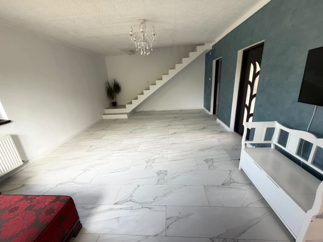 Apartament 4 camere - Popas Pacurari