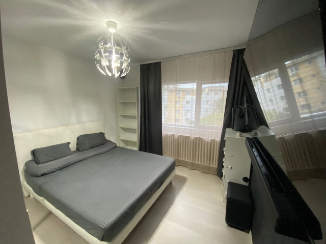 Apartament 3 camere - Podu Ros
