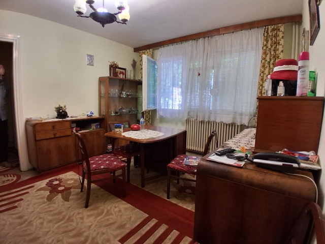 Apartament 3 camere - Podu Ros