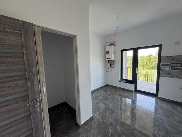 Apartament 4 camere - Valea Adanca