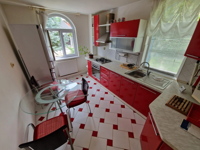 Apartament 4 camere - Bucium