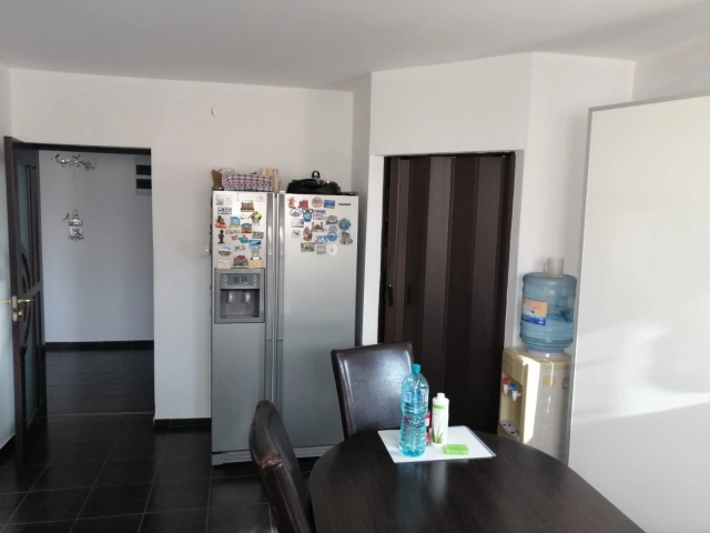 Apartament 5 camere - Visani