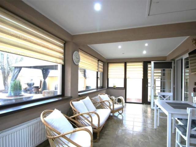Apartament 3 camere - Miroslava