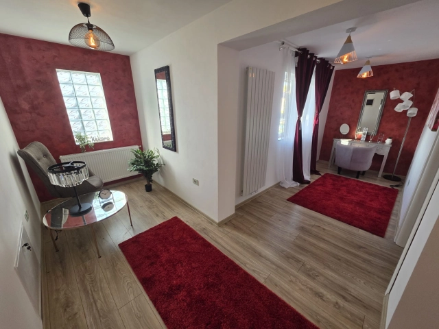 Apartament 5 camere - Valea Lupului