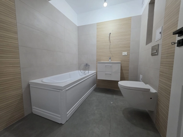 Apartament 3 camere - Galata