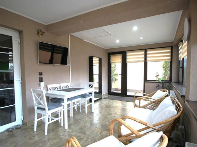 Apartament 3 camere - Miroslava