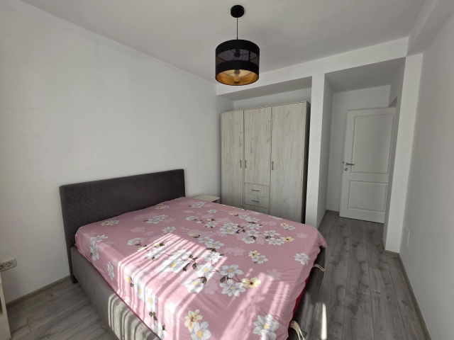 Apartament 4 camere - Visani