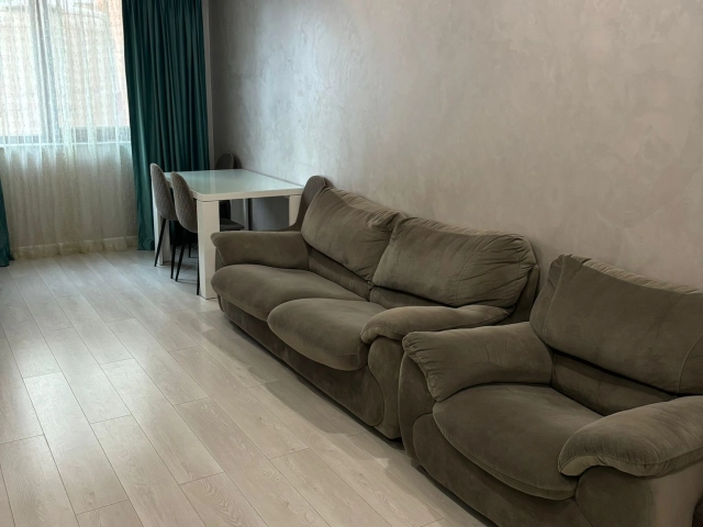 Apartament 3 camere - Centru
