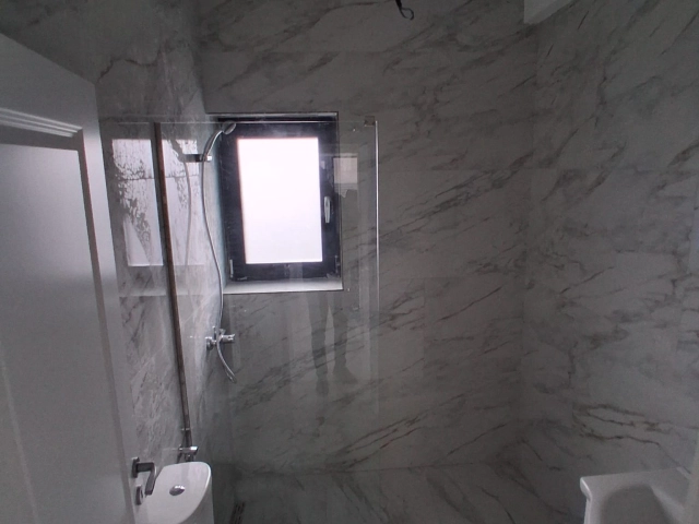 Apartament 4 camere - Vorovesti