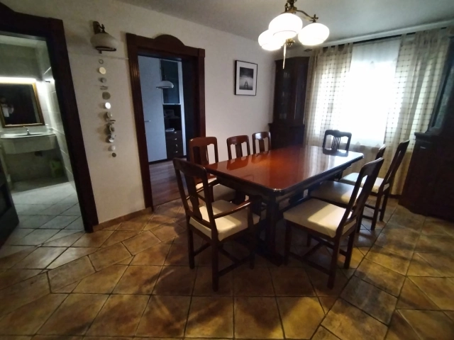 Apartament 3 camere - Centru