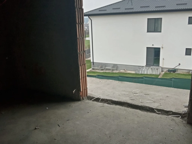 Apartament 4 camere - Valea Adanca