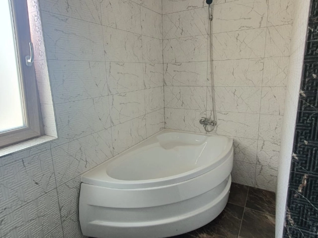 Apartament 3 camere - Pacurari