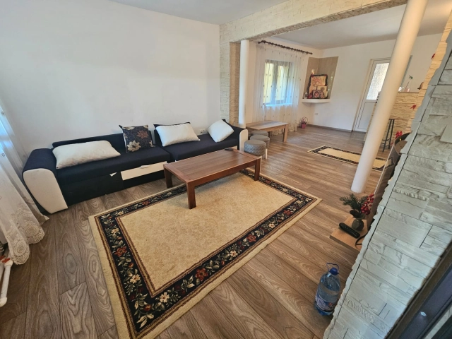 Apartament 8 camere - CUG
