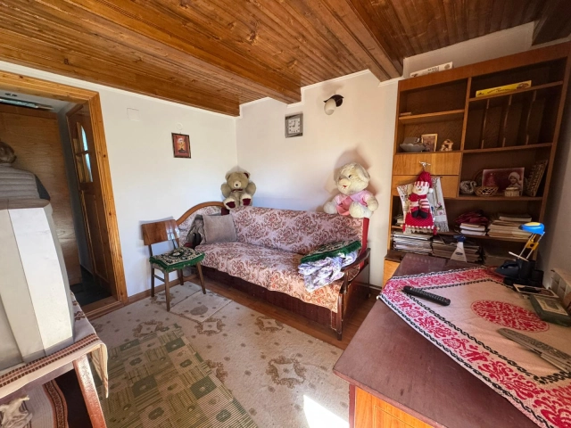 Apartament 3 camere - Bucium