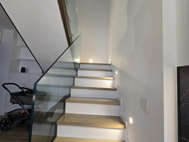 Apartament 4 camere - Centru