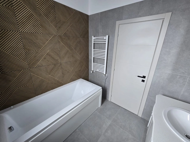 Apartament 4 camere - Visani