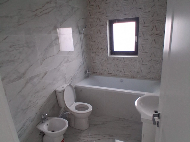 Apartament 4 camere - Vorovesti