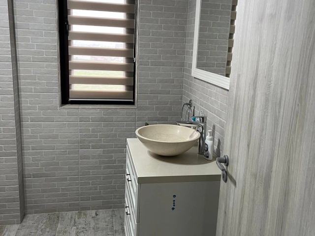Apartament 4 camere - Valea Adanca