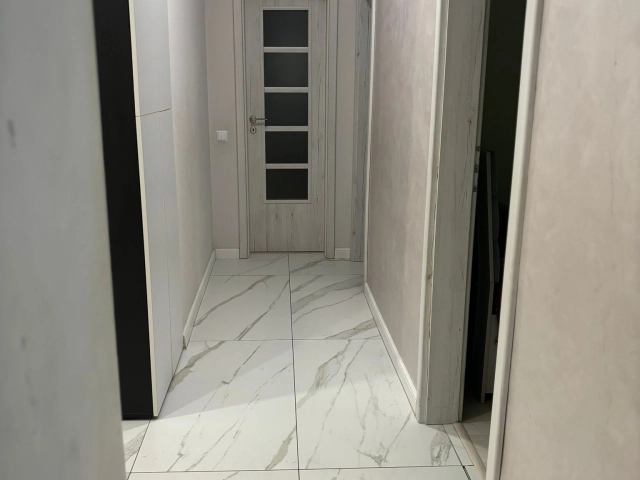 Apartament 3 camere - Centru