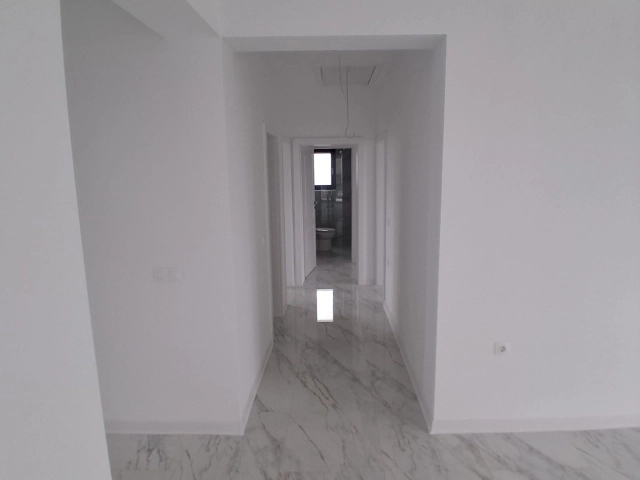 Apartament 4 camere - Vorovesti