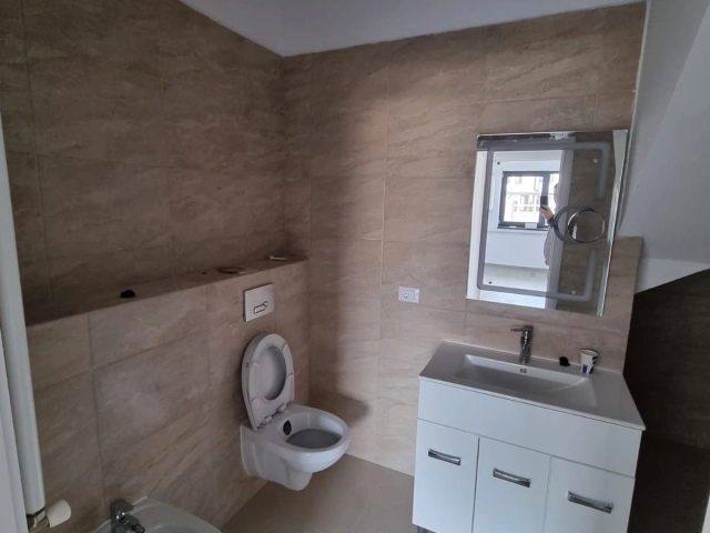 Apartament 4 camere - Bucium
