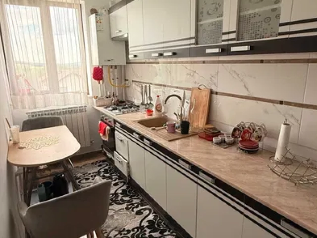 Apartament 2 camere - Podul de Fier