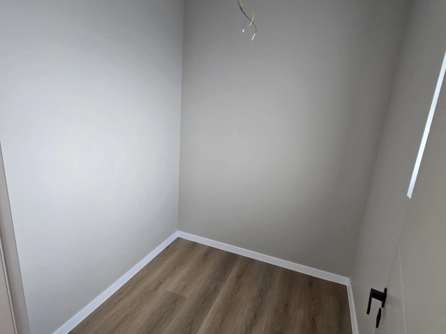 Apartament 4 camere - Visani