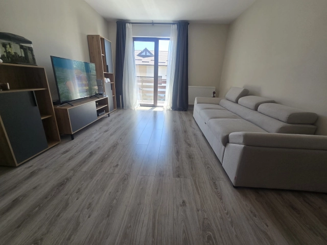 Apartament 4 camere - Popas Pacurari
