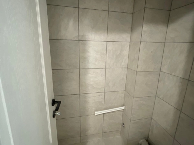 Apartament 3 camere - Tomesti