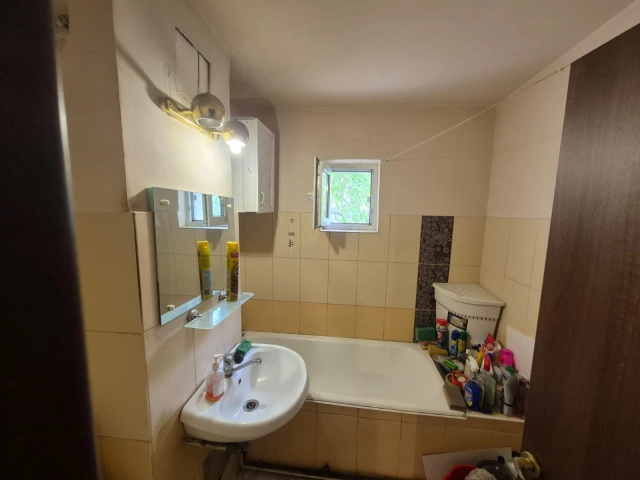 Apartament 2 camere - Alexandru cel Bun
