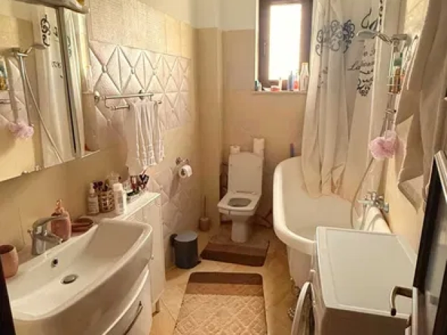 Apartament 2 camere - Podul de Fier