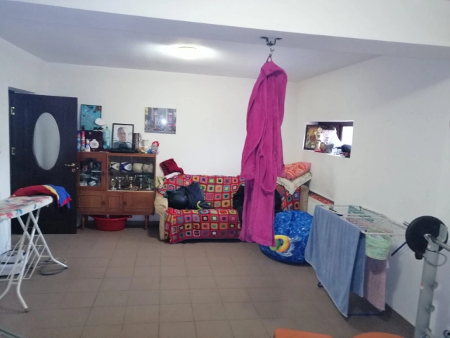 Apartament 5 camere - Visani