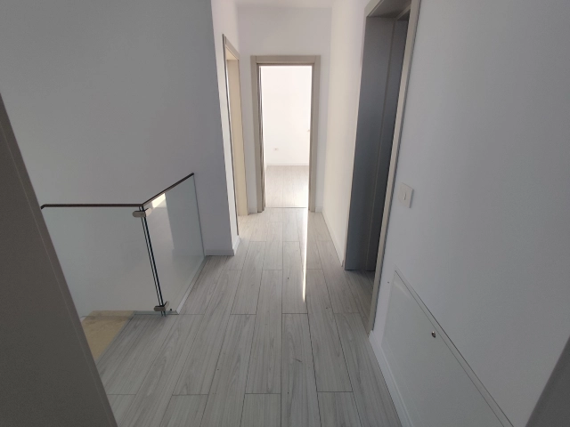 Apartament 4 camere - Popas Pacurari