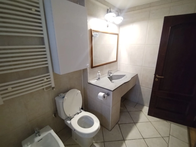 Apartament 3 camere - Centru