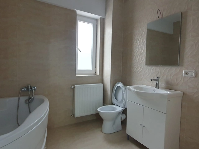 Apartament 3 camere - Popas Pacurari