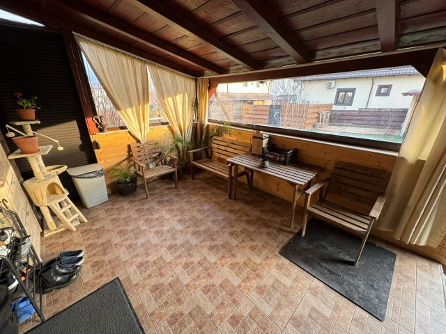 Apartament 5 camere - Lunca Cetatuii