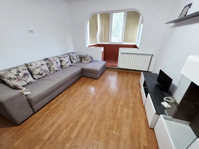 Apartament 3 camere - Alexandru cel Bun