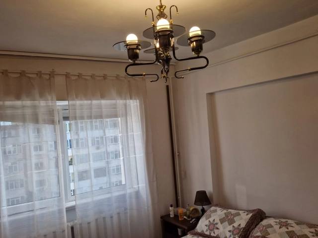 Apartament 4 camere - Gara