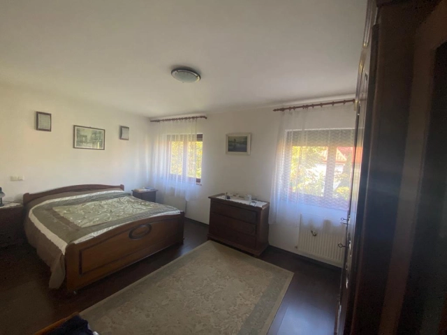 Apartament 4 camere - Popas Pacurari